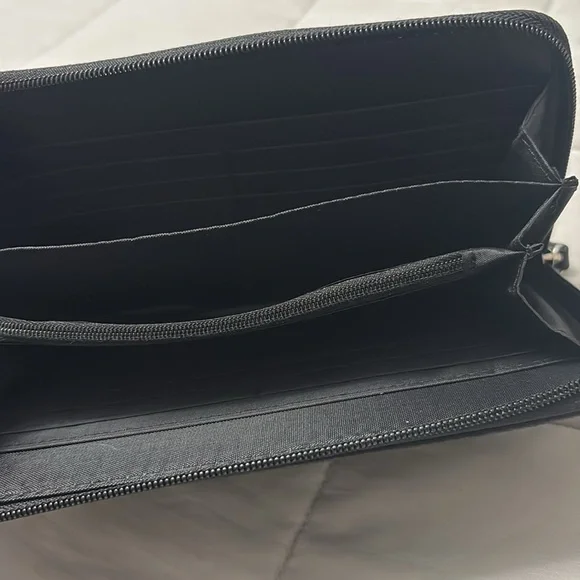 Joe's Jeans Black Women's Clutch Wallet NWT - Picture 3 of 6